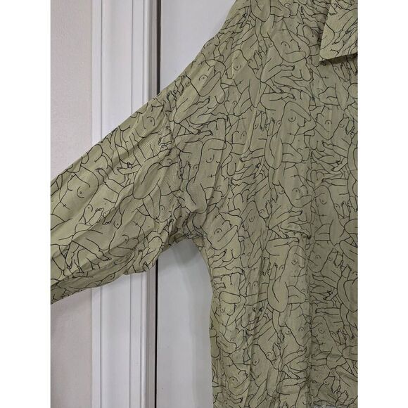 OhSevenDays Monday Marwa Illustrated Vegan Silk Boxy Blouse women's sage green - Picture 6 of 9